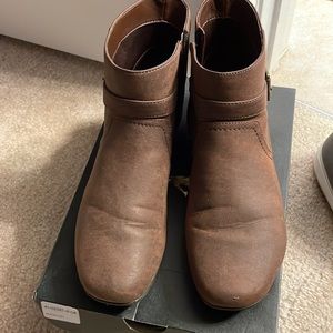 Easy Spirit Esanden Size 10W